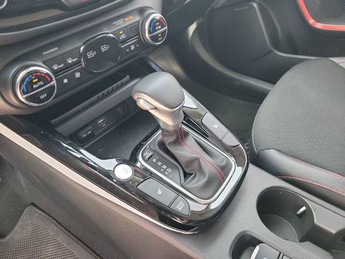 Used 2025 Kia Soul GT-Line w/ GT-Line Technology Package FWD image 21