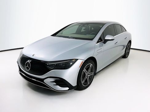 Used 2023 Mercedes-Benz EQE 500 4MATIC Sedan image 3