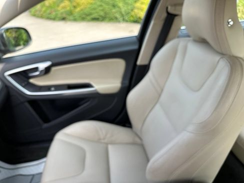 Used 2018 Volvo S60 T5 Inscription Platinum AWD/4WD image 35