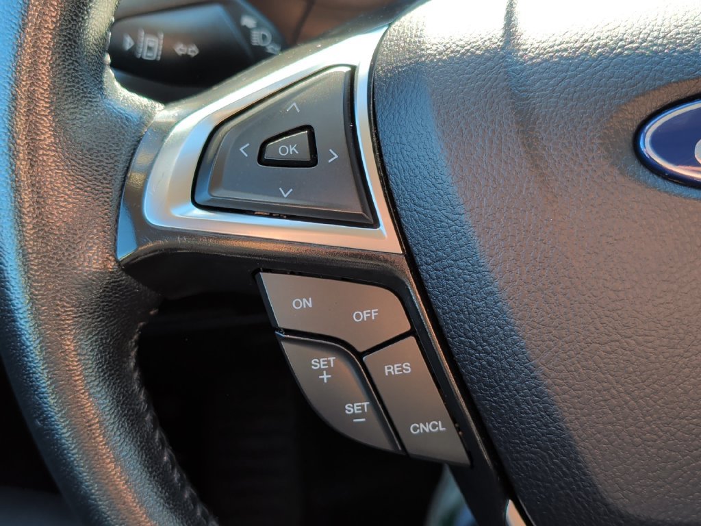 Used 2024 Ford Edge SEL AWD/4WD image 12