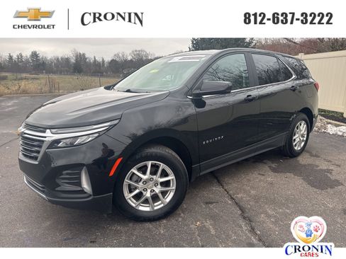 Used 2023 Chevrolet Equinox LT image 1
