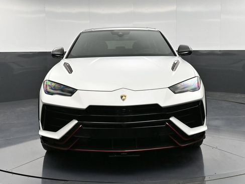 Used 2023 Lamborghini Urus Performante image 11