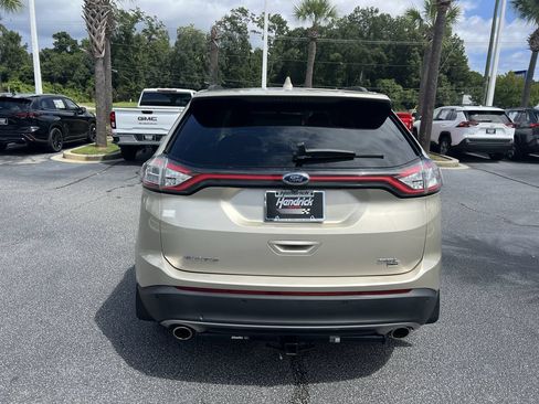 Used 2018 Ford Edge SEL AWD/4WD image 9
