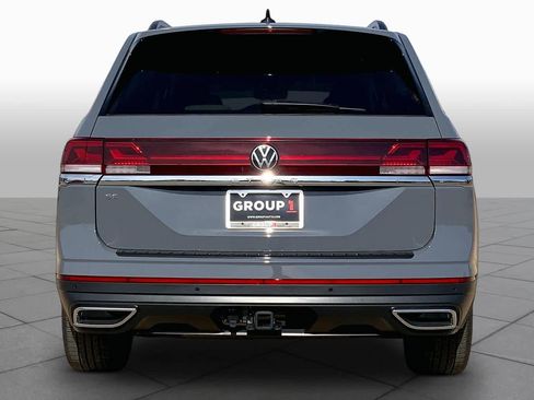 New 2026 Volkswagen Atlas SE FWD image 4