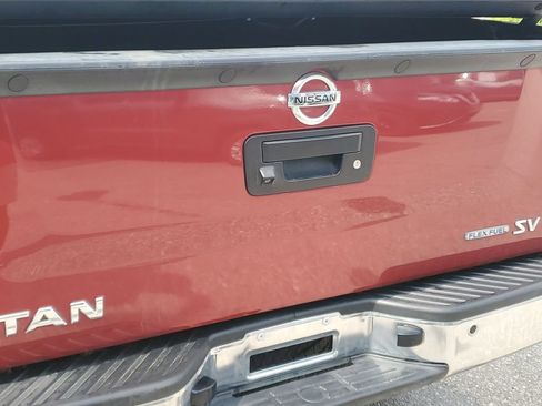 Used 2013 Nissan Titan SV w/ SV Value Truck Pkg RWD image 29