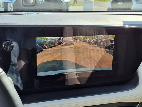 Used 2024 Buick Encore GX Avenir w/ Avenir Convenience Package image 22