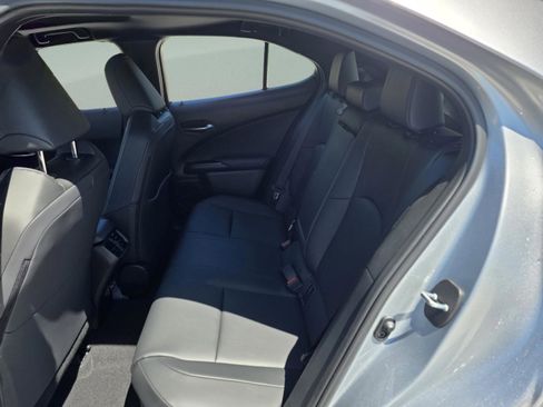 New 2026 Lexus UX 300h FWD image 21