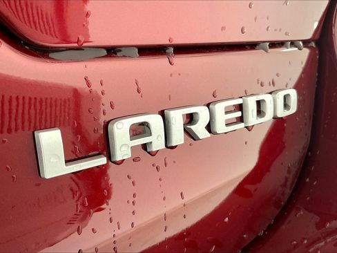 New 2025 Jeep Grand Cherokee Laredo X image 17