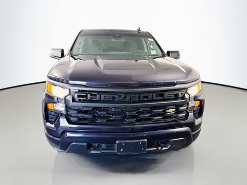 Used 2023 Chevrolet Silverado 1500 Custom RWD image 2