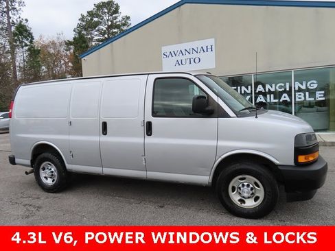 Used 2018 Chevrolet Express 2500 w/ Driver Convenience Package image 1