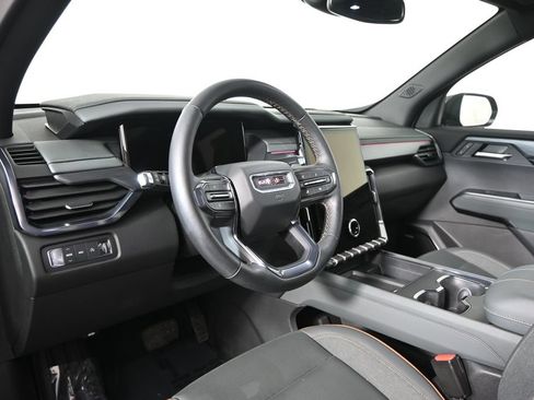 Used 2024 GMC Acadia AT4 AWD/4WD image 23