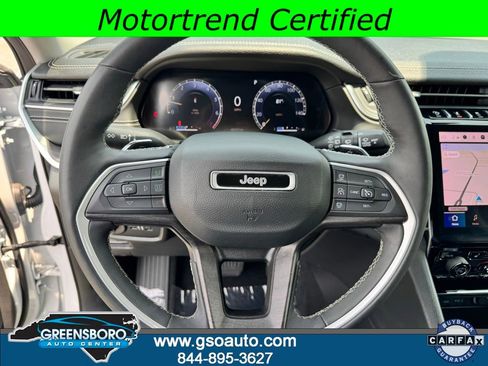 Used 2023 Jeep Grand Cherokee Limited image 22