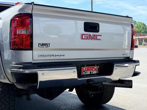 Used 2016 GMC Sierra 2500 SLT w/ Duramax Plus Package image 8