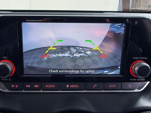 Certified 2021 Nissan Sentra S image 33