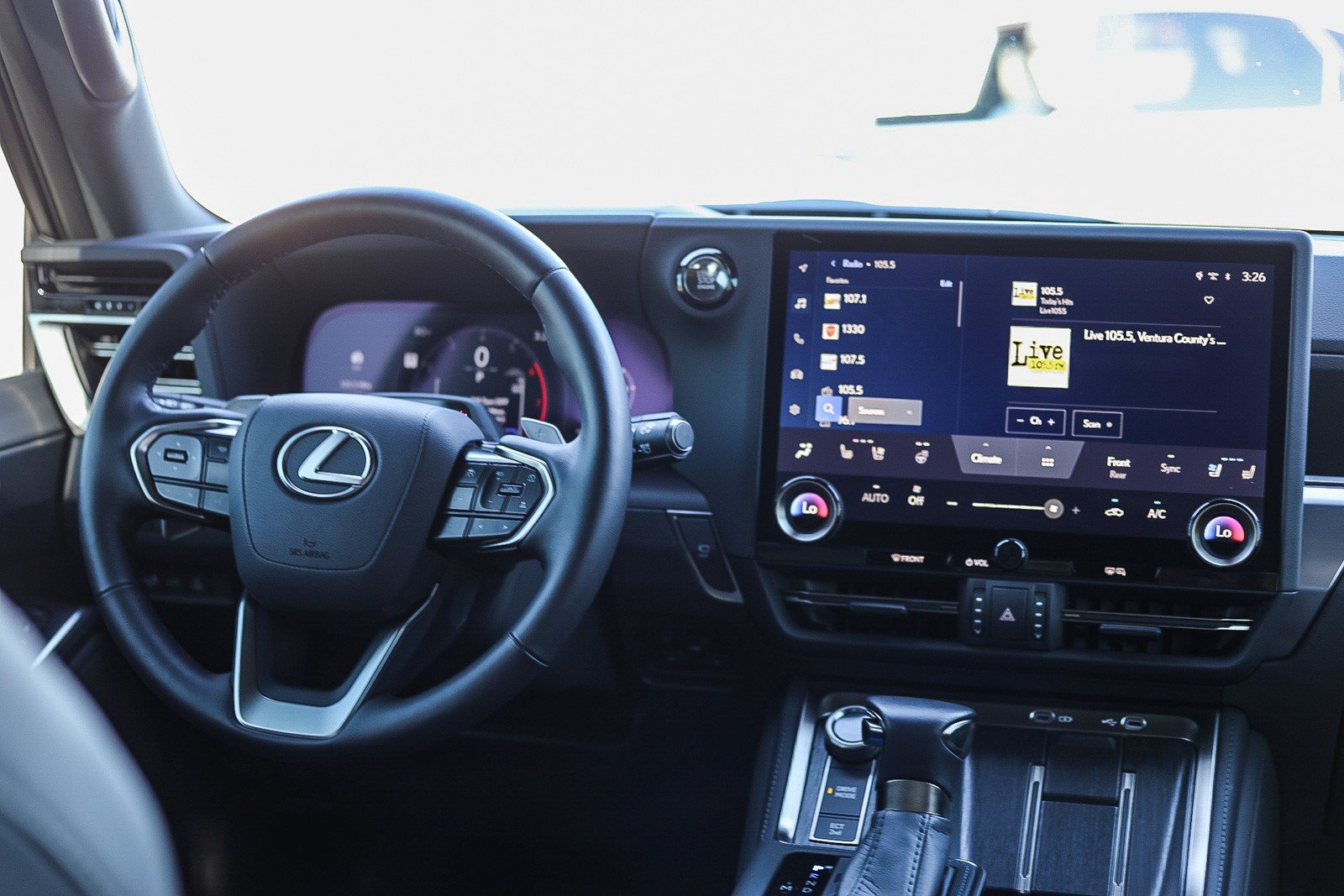 Used 2025 Lexus GX 550 w/ Cold Area Package AWD/4WD image 12