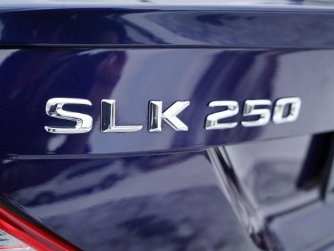 Used 2015 Mercedes-Benz SLK 250 2dr Roadster SLK 250 image 29