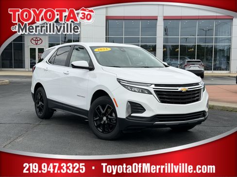 Used 2023 Chevrolet Equinox LT w/ Driver Convenience Package AWD/4WD image 1