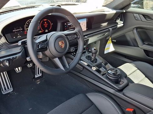 New 2026 Porsche 911 GT3 image 4