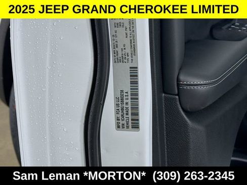New 2025 Jeep Grand Cherokee Limited image 32