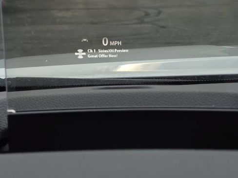 Used 2023 GMC Terrain SLT w/ Tech Package AWD/4WD image 9