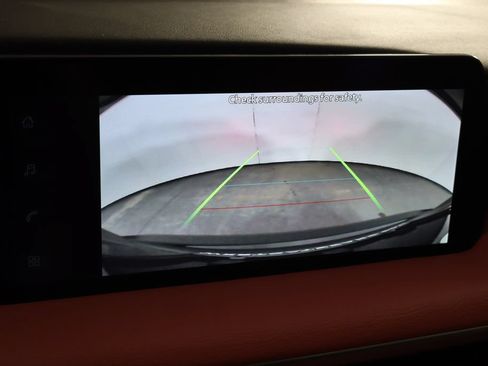 Used 2026 Nissan Kicks SV FWD image 32