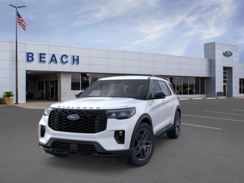 New 2026 Ford Explorer ST-Line RWD image 3