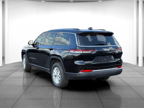 Used 2022 Jeep Grand Cherokee L Laredo w/ Luxury Tech Group I AWD/4WD image 5