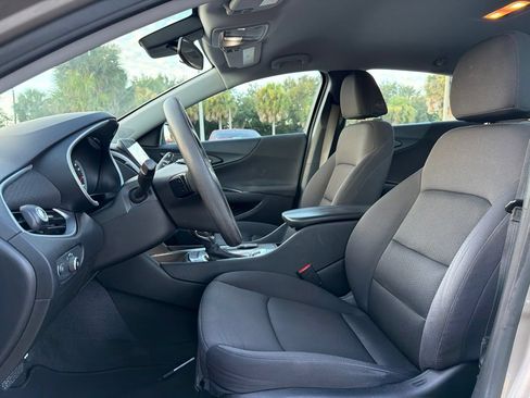 Used 2023 Chevrolet Malibu LT w/ Driver Confidence Package FWD image 6