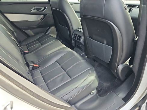 Used 2023 Land Rover Range Rover Velar R-Dynamic S image 11