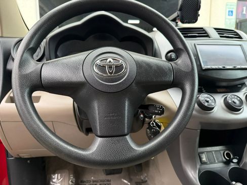 Used 2006 Toyota RAV4 4WD V6 image 25