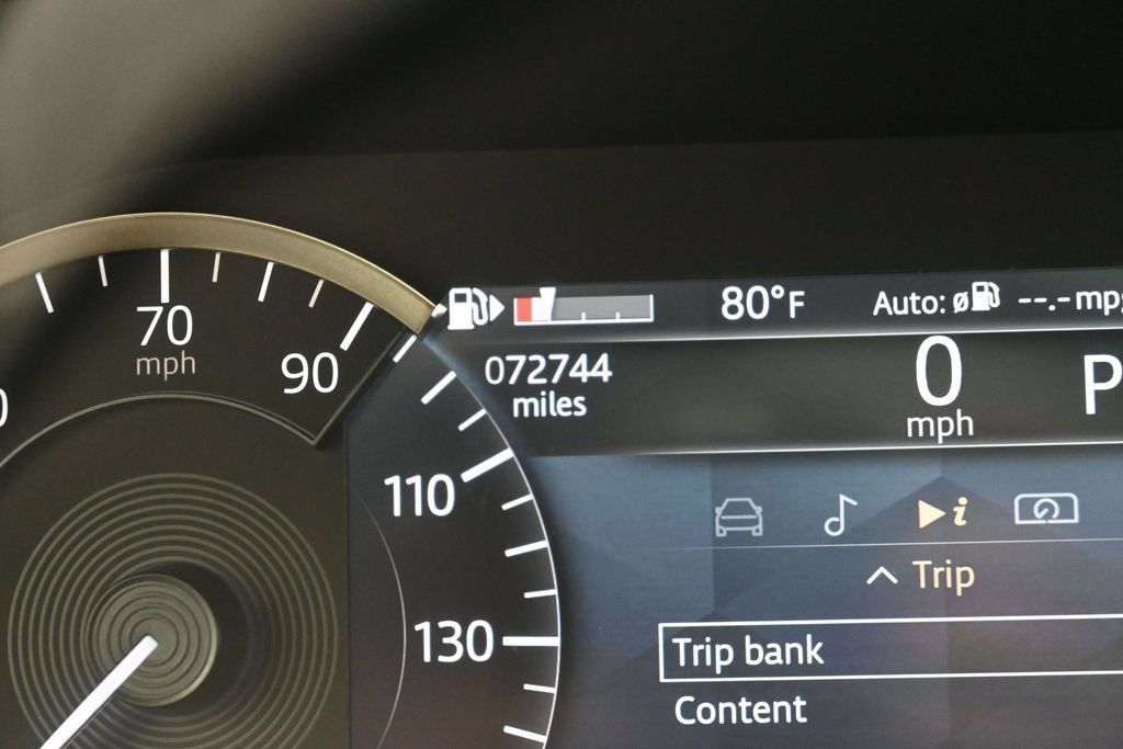 Used 2022 Land Rover Range Rover Evoque R-Dynamic S AWD/4WD image 13