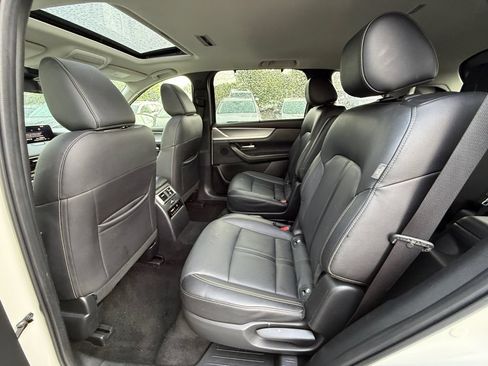Used 2024 MAZDA CX-90 3.3 Turbo w/ Preferred Plus AWD/4WD image 25