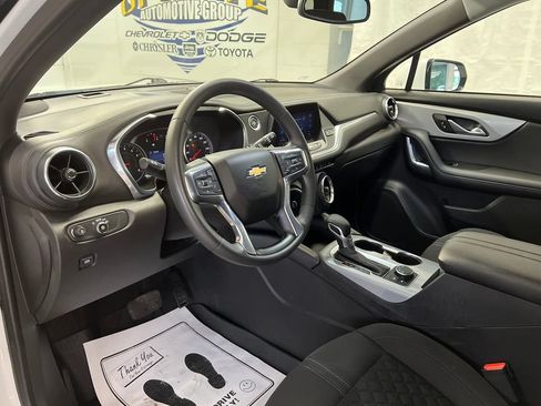 Used 2022 Chevrolet Blazer LT AWD/4WD image 17