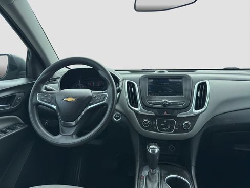 Used 2019 Chevrolet Equinox LS FWD image 14
