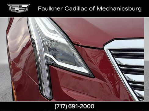 Used 2017 Cadillac XT5 Premium Luxury w/ Advanced Security Package image 10