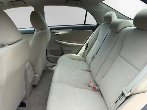 Used 2012 Toyota Corolla L FWD image 16