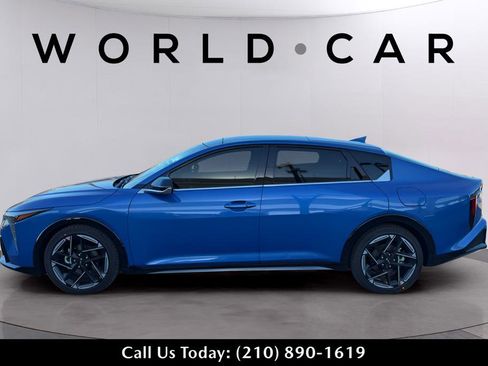 New 2025 Kia K4 GT-Line Turbo w/ GT-Line Sunroof Package FWD image 4