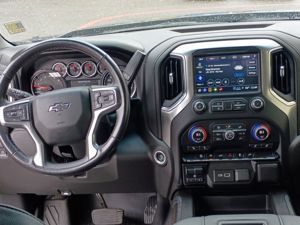 Used 2022 Chevrolet Silverado 1500 RST w/ Convenience Package II AWD/4WD image 19