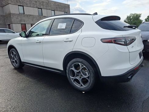 New 2026 Alfa Romeo Stelvio Sprint AWD/4WD image 4