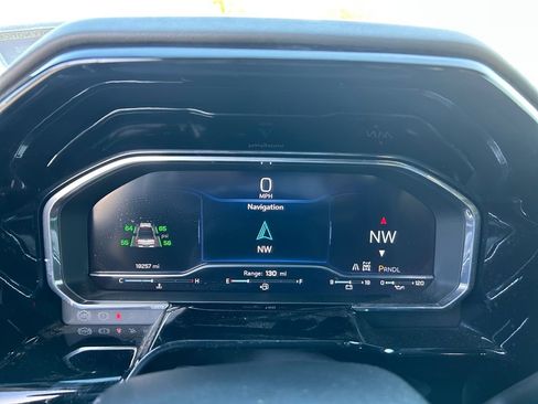 Used 2024 Chevrolet Silverado 2500 ZR2 w/ ZR2 Bison Edition image 16