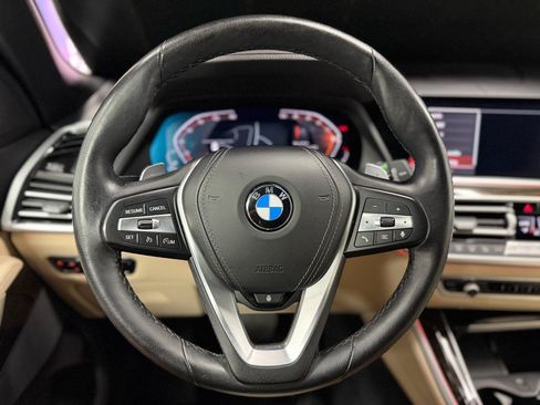 Used 2021 BMW X5 xDrive40i w/ Convenience Package AWD/4WD image 17