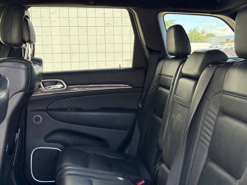 Used 2018 Jeep Grand Cherokee Trackhawk AWD/4WD image 12