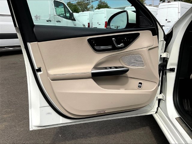 Used 2023 Mercedes-Benz C 300 4MATIC Sedan image 22