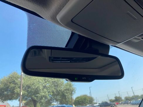 Used 2021 Toyota 4Runner SR5 Premium w/ Moonroof Package RWD image 30