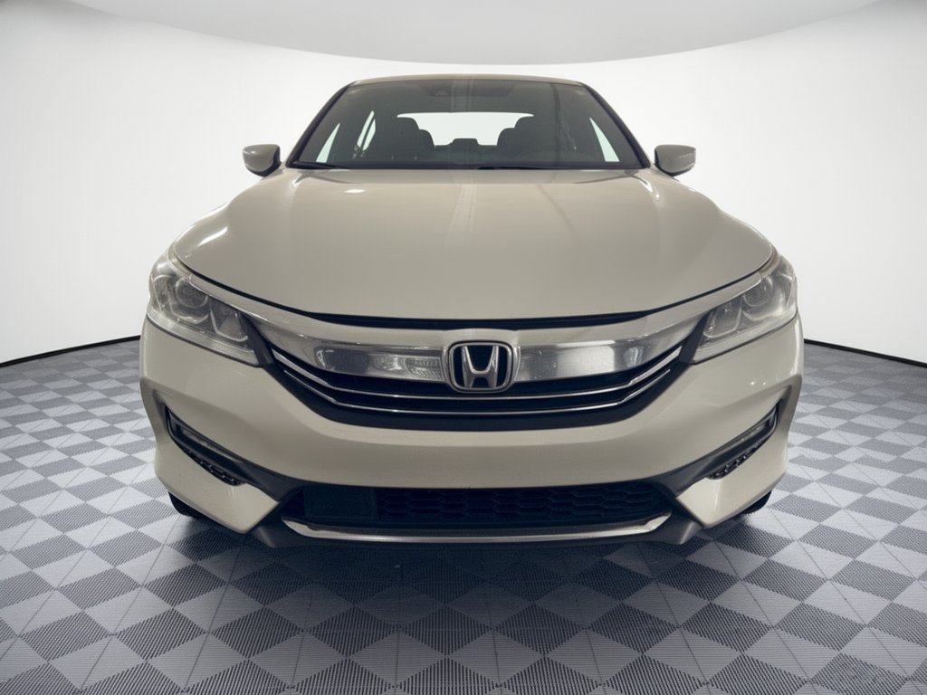 Used 2016 Honda Accord Sport image 4