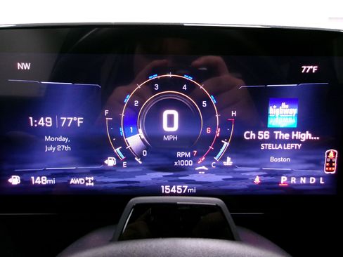 Used 2024 Chevrolet Traverse RS AWD/4WD image 9
