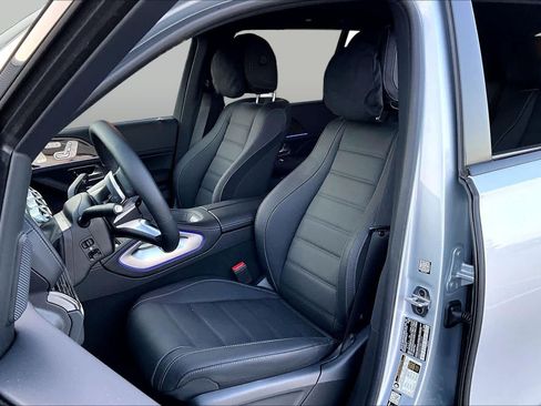 Used 2026 Mercedes-Benz GLS 450 4MATIC image 16