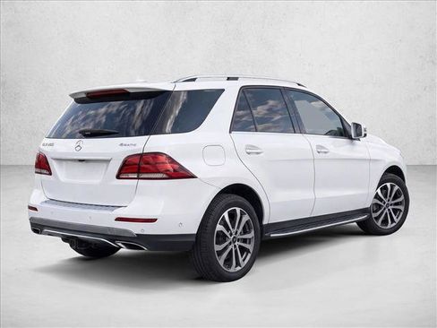 Used 2019 Mercedes-Benz GLE 400 4MATIC image 7