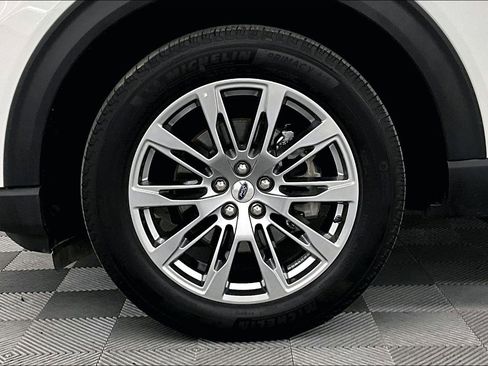 Used 2025 Ford Explorer Platinum AWD/4WD image 10