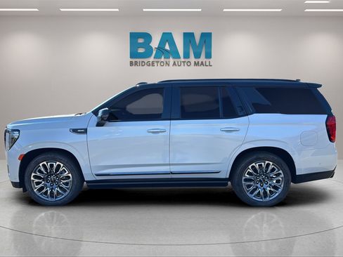 Used 2023 GMC Yukon Denali Ultimate image 4